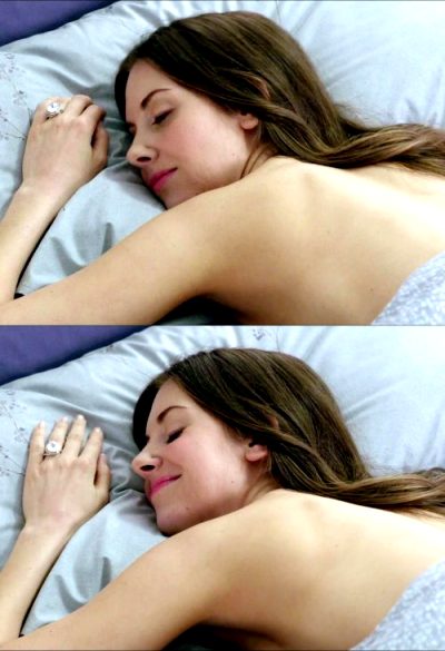 Alison Brie Looking Cute In Bed