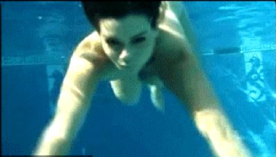 Boobs Under Water