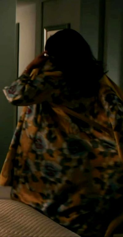 Rosalind Eleazar In “Deep Water” S01E02.