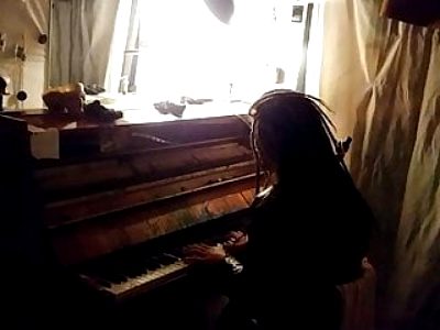 Saveliy Merqulove – The Peaceful Stranger – Piano Stranding